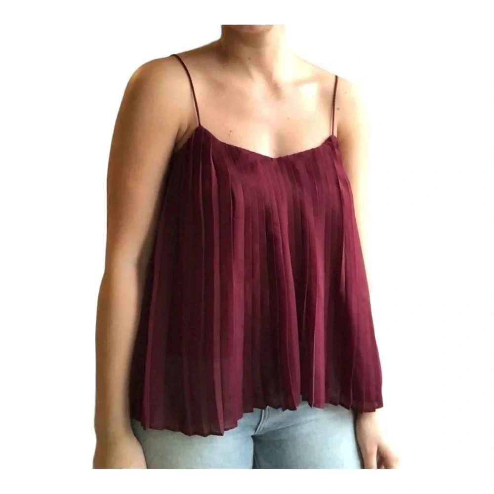 Abercrombie & Fitch Burgundy Pleated‎ Spaghetti Strap Top Medium